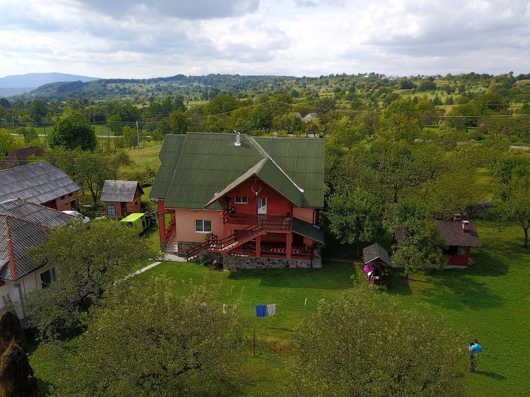 Pensiunea Martuca Surdesti  Exterior foto